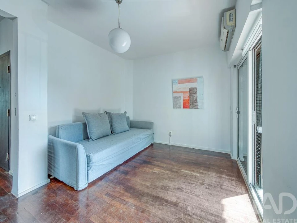 Apartamento T5 para Venda em Carcavelos e Parede Foto 16