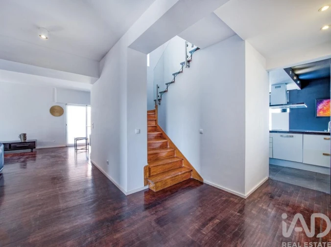 Apartamento T5 para Venda em Carcavelos e Parede Foto 20