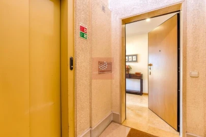 Apartamento T2 para Venda em Avenidas Novas