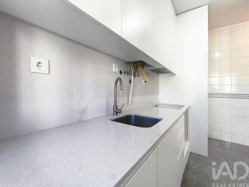 Apartamento T2 para Venda em Subportela, Deocriste e Portela Susã