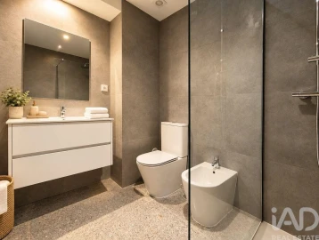 Apartamento T2 para Venda em Subportela, Deocriste e Portela Susã