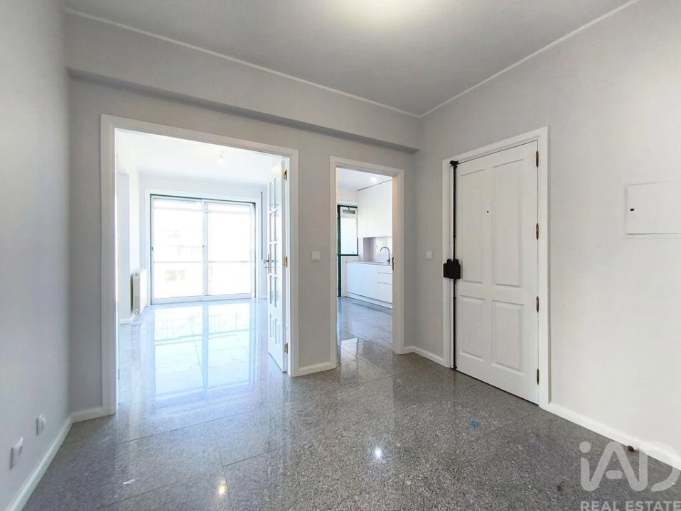 Apartamento T2 para Venda em Subportela, Deocriste e Portela Susã Foto 11