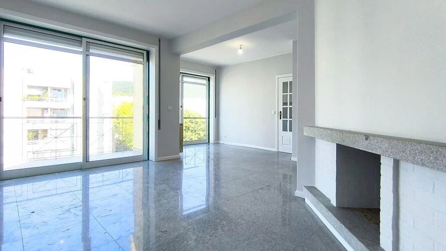 Apartamento T2 para Venda em Subportela, Deocriste e Portela Susã