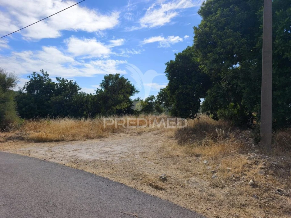 Terreno para Venda em Paderne Foto 1