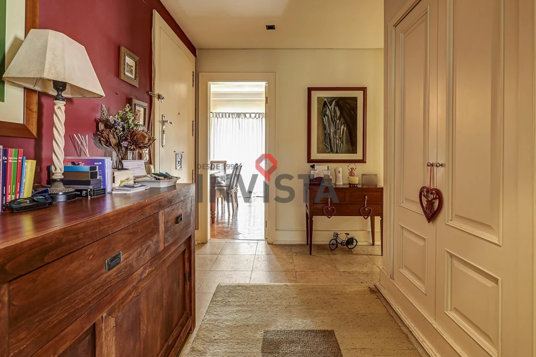 Apartamento T3 para Venda em Alvalade Foto 3