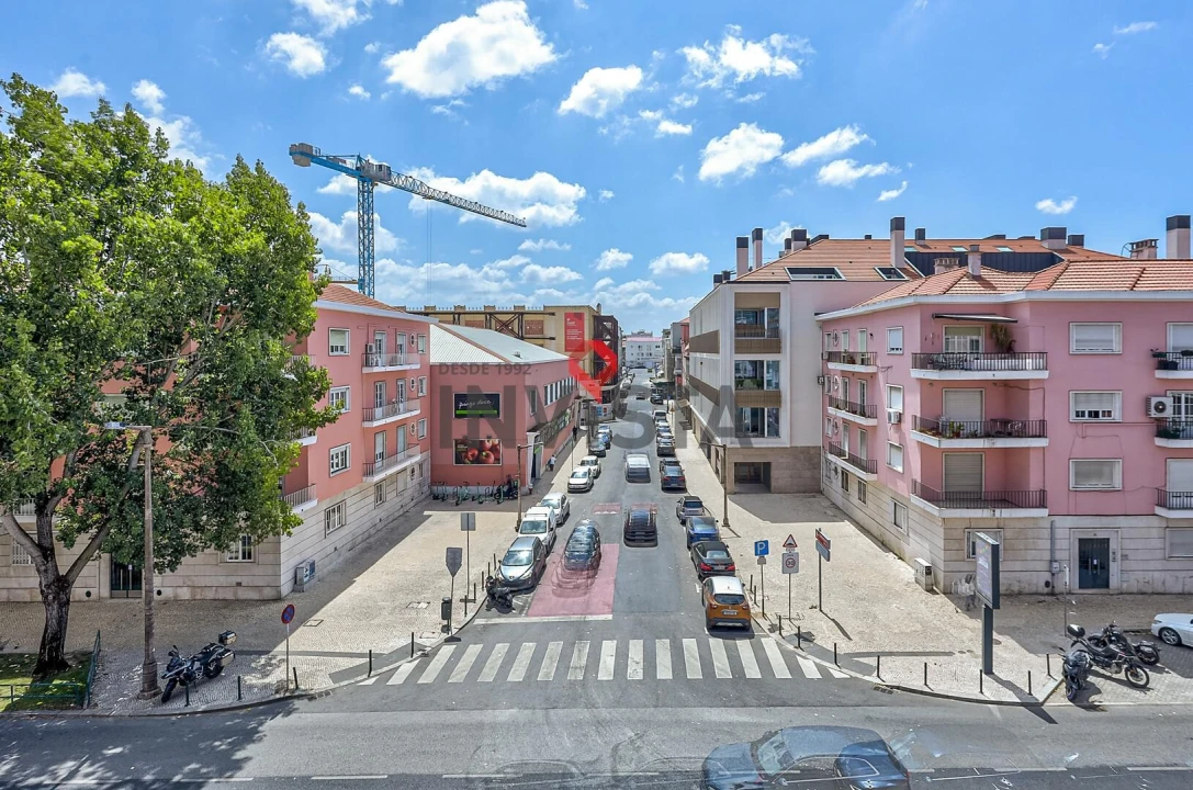 Apartamento T3 para Venda em Alvalade Foto 28