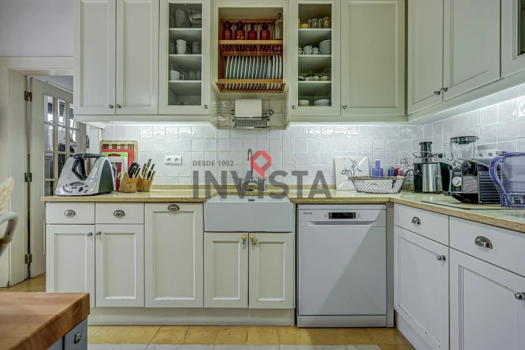 Apartamento T3 para Venda em Alvalade Foto 23