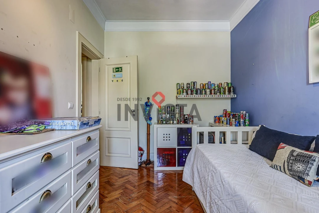 Apartamento T3 para Venda em Alvalade Foto 16