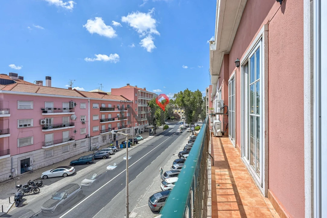Apartamento T3 para Venda em Alvalade Foto 29