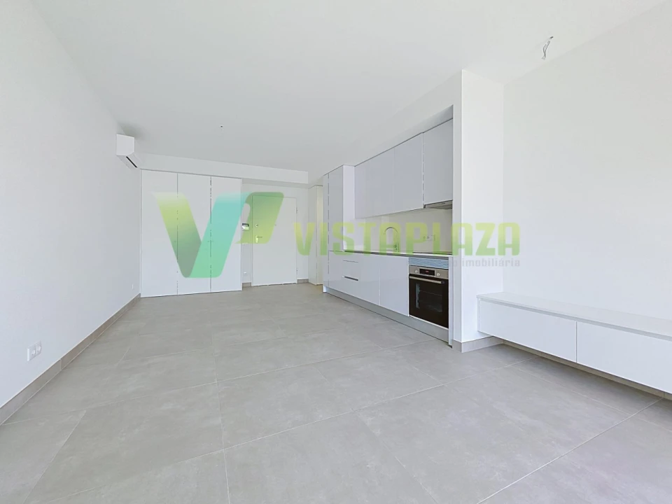 Apartamento T1 para Venda em Portimão Foto 5