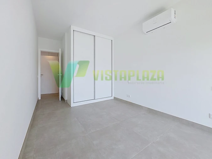 Apartamento T1 para Venda em Portimão Foto 9