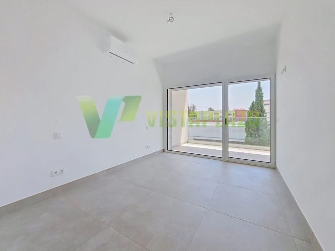 Apartamento T1 para Venda em Portimão Foto 10