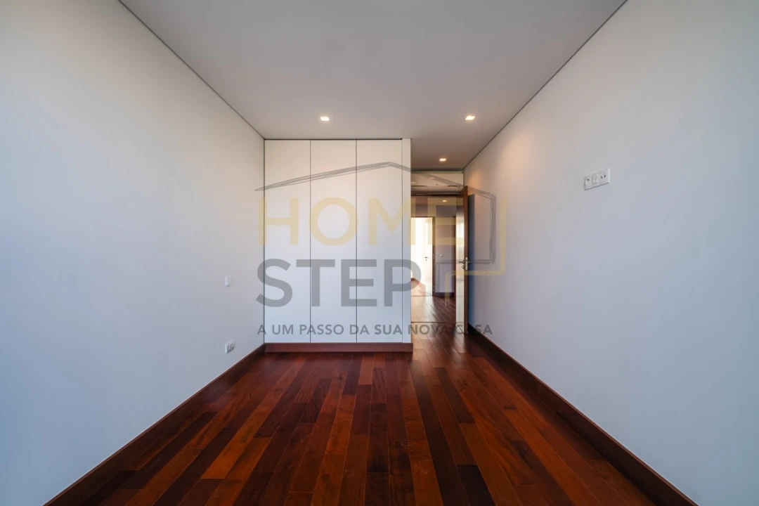 Apartamento T3 para Venda em Ramalde Foto 27