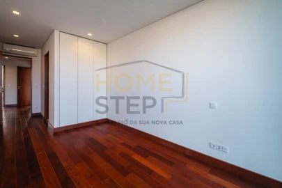 Apartamento T3 para Venda em Ramalde