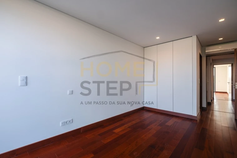 Apartamento T3 para Venda em Ramalde Foto 19