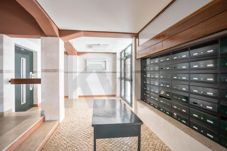 Apartamento T3 para Venda em Olivais Foto 22
