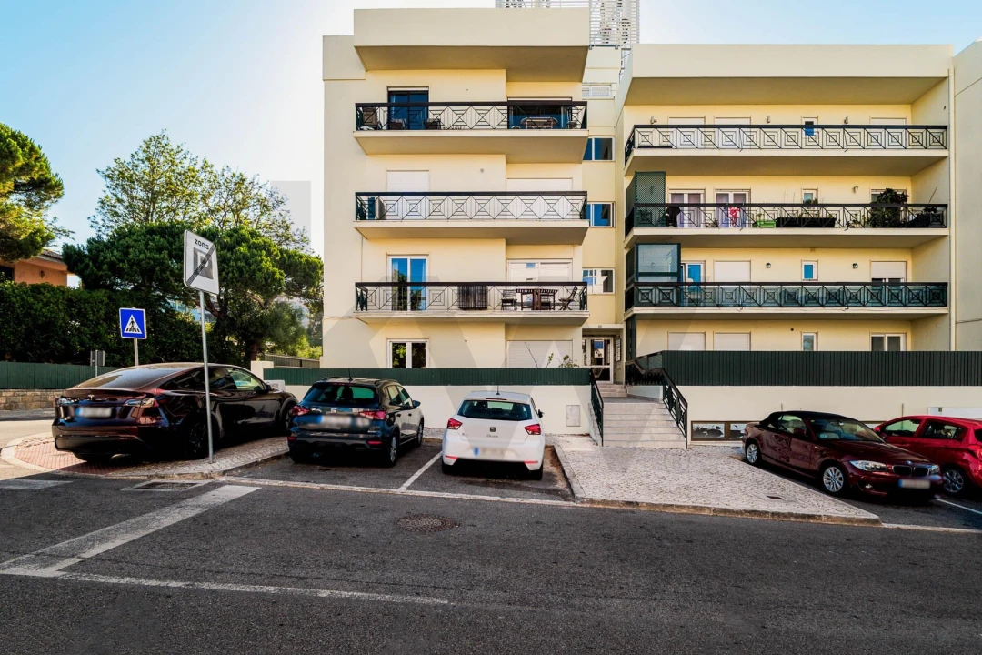 Apartamento T3 para Venda em Cascais e Estoril Foto 2