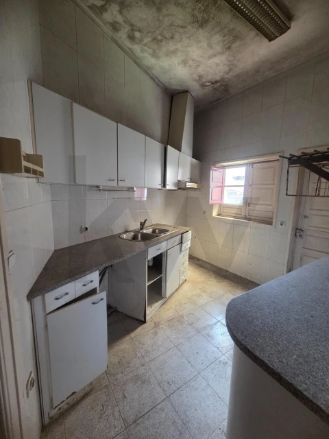 Prédio para Venda em Campanhã