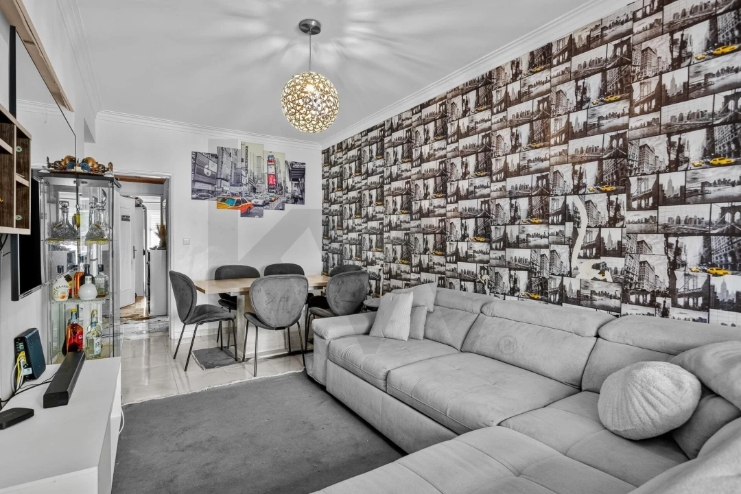 Apartamento T2 para Venda em Agualva e Mira-Sintra Foto 7