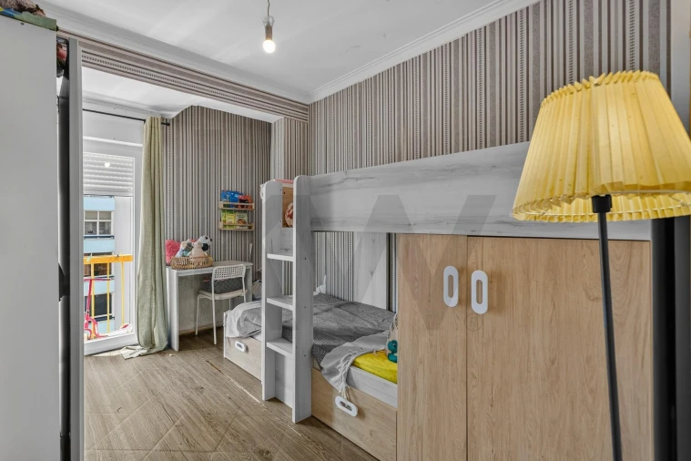 Apartamento T2 para Venda em Agualva e Mira-Sintra Foto 16