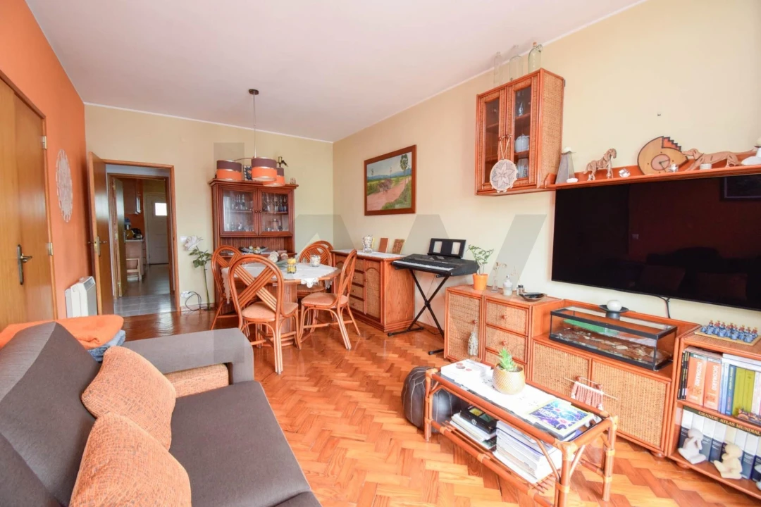 Apartamento T3 para Venda em Oeiras e São Julião da Barra, Paço de Arcos e Caxias Foto 4