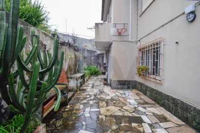 Apartamento T3 para Venda em Oeiras e São Julião da Barra, Paço de Arcos e Caxias