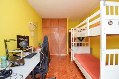 Apartamento T3 para Venda em Oeiras e São Julião da Barra, Paço de Arcos e Caxias