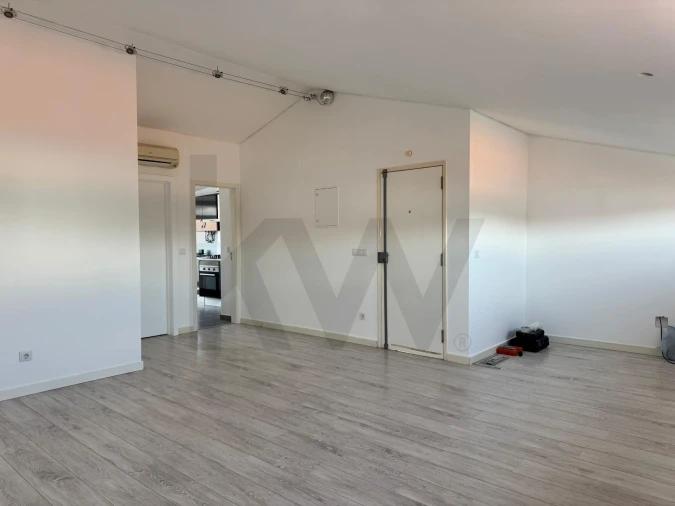 Apartamento T1 para Arrendamento em Almada, Cova da Piedade, Pragal e Cacilhas Foto 3