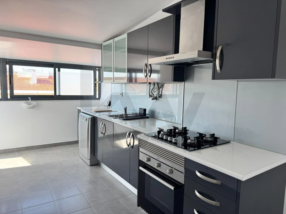 Apartamento T1 para Arrendamento em Almada, Cova da Piedade, Pragal e Cacilhas Foto 1