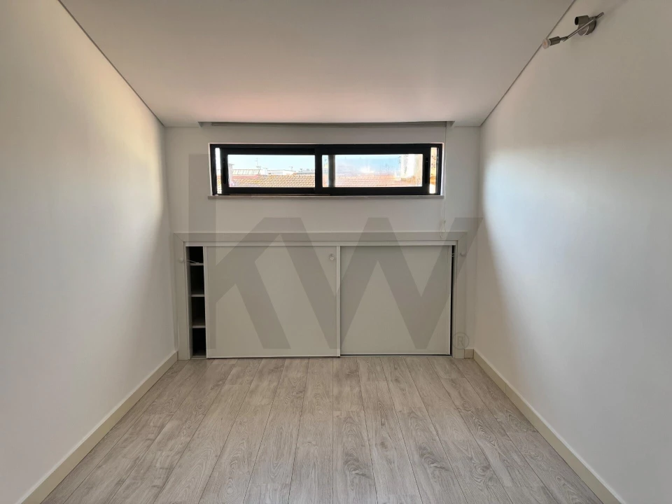 Apartamento T1 para Arrendamento em Almada, Cova da Piedade, Pragal e Cacilhas Foto 16