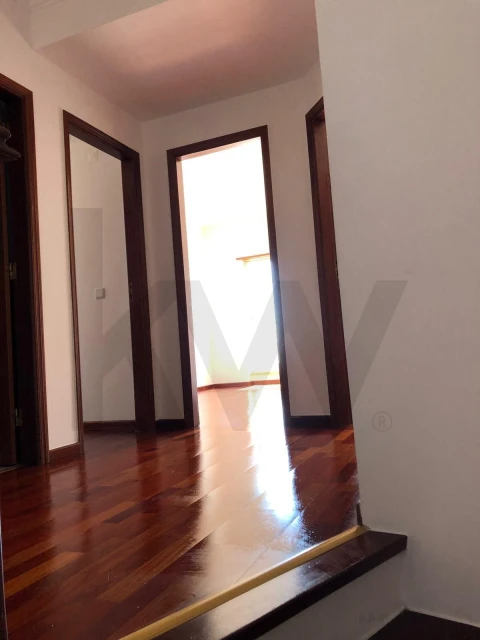 Apartamento T3 para Arrendamento em Malveira e São Miguel de Alcainça