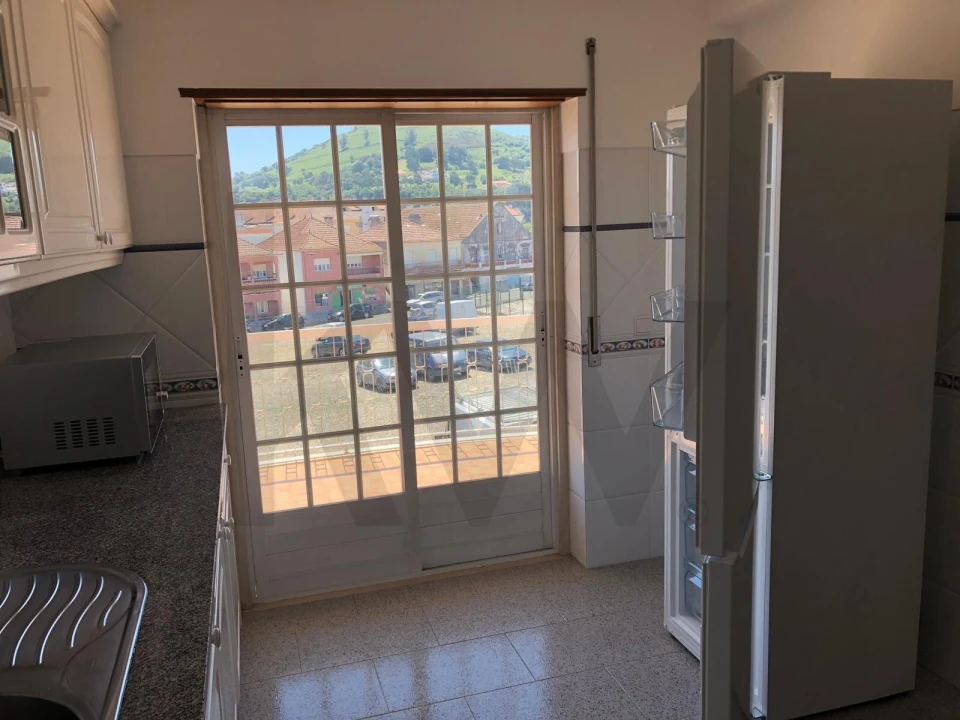 Apartamento T3 para Arrendamento em Malveira e São Miguel de Alcainça Foto 11