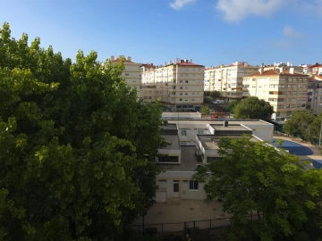 Apartamento T2 para Venda em Algés, Linda-A-Velha e Cruz Quebrada-Dafundo