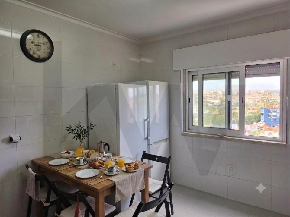 Apartamento T2 para Venda em Algés, Linda-A-Velha e Cruz Quebrada-Dafundo Foto 5