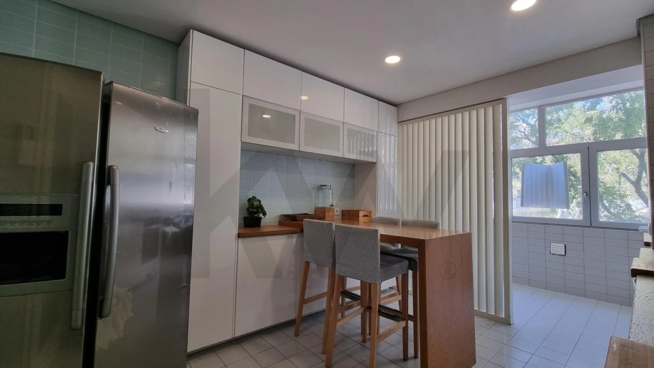 Apartamento T3 para Arrendamento em Requeixo, Nossa Senhora de Fátima e Nariz Foto 7