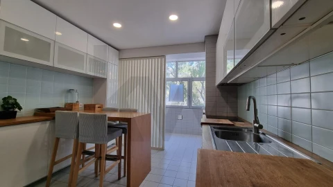 Apartamento T3 para Arrendamento em Requeixo, Nossa Senhora de Fátima e Nariz
