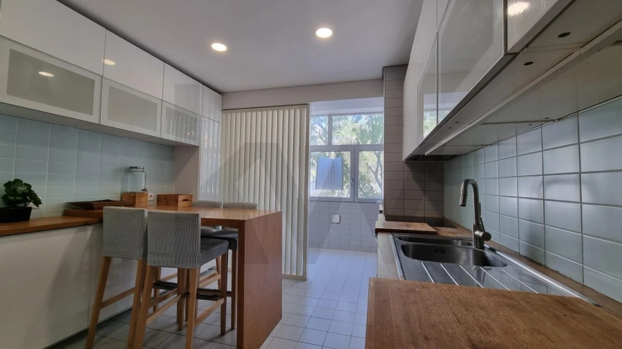 Apartamento T3 para Arrendamento em Requeixo, Nossa Senhora de Fátima e Nariz Foto 9