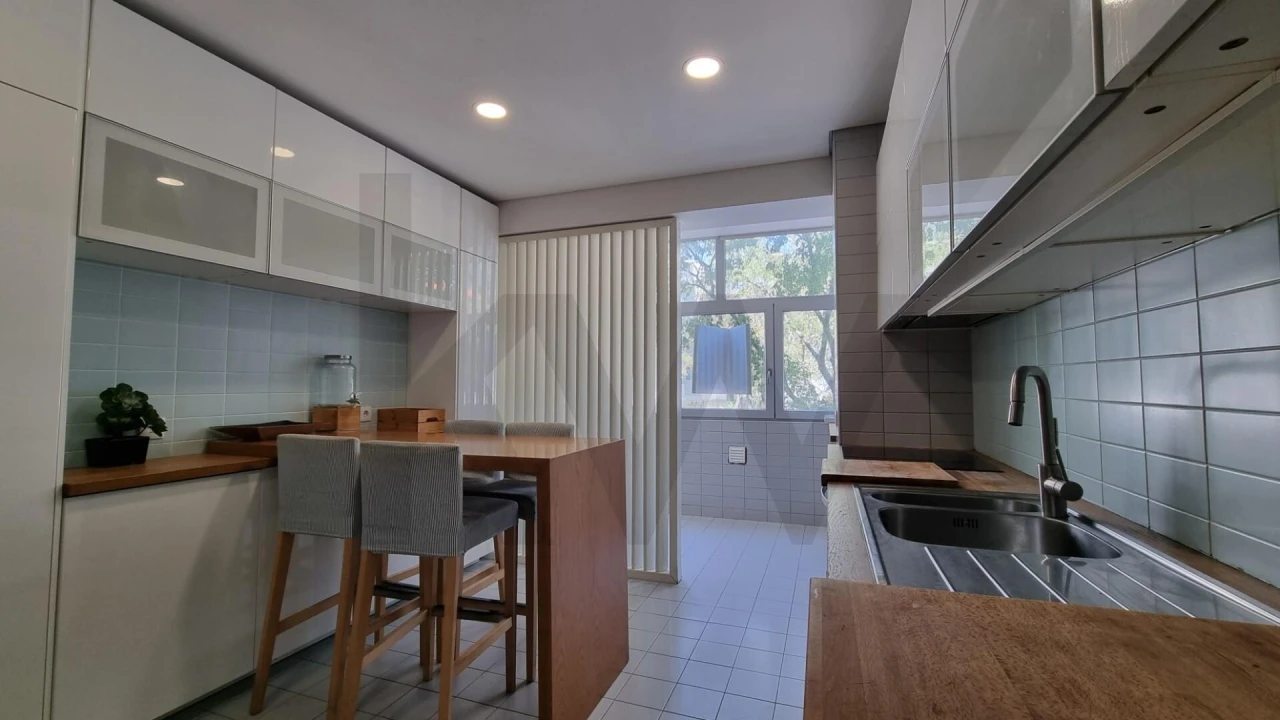 Apartamento T3 para Arrendamento em Requeixo, Nossa Senhora de Fátima e Nariz Foto 1