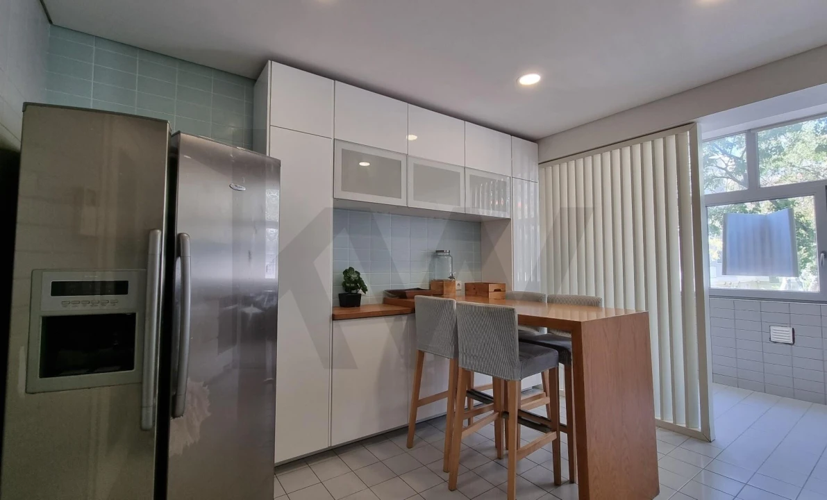 Apartamento T3 para Arrendamento em Requeixo, Nossa Senhora de Fátima e Nariz Foto 8