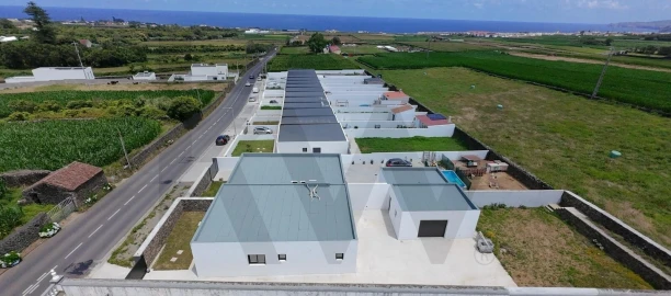 Moradia T3 para Venda em Rabo de Peixe