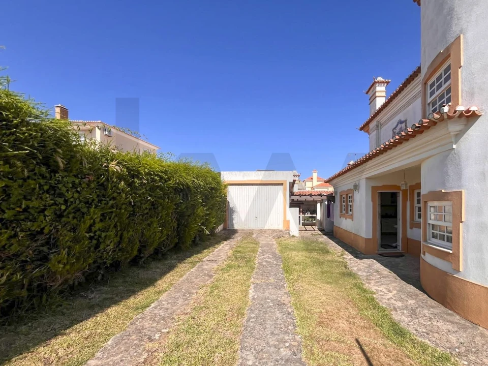 Moradia T5 para Venda em Mafra Foto 3
