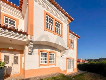 Moradia T5 para Venda em Mafra