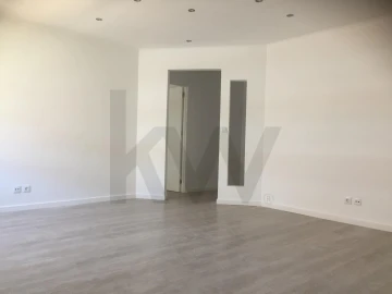Apartamento T2 para Venda em Odivelas
