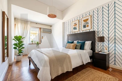 Apartamento T2 para Arrendamento em Alvalade