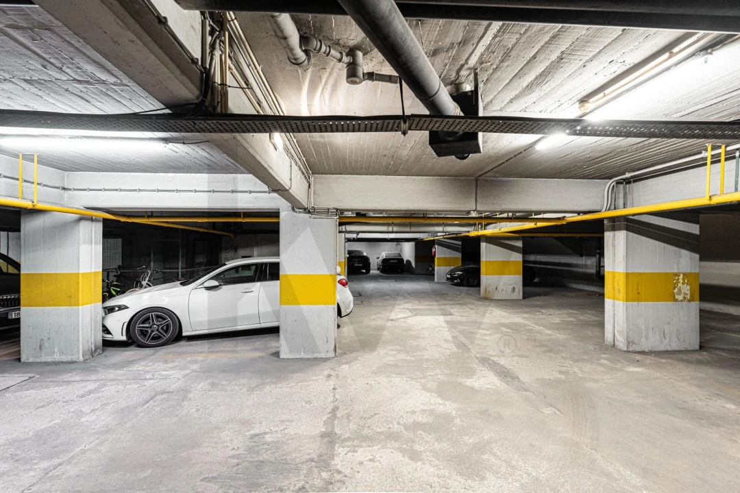 Apartamento T2 para Arrendamento em Alvalade Foto 11