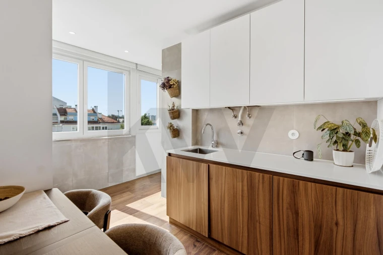 Apartamento T3 para Venda em Benfica Foto 4