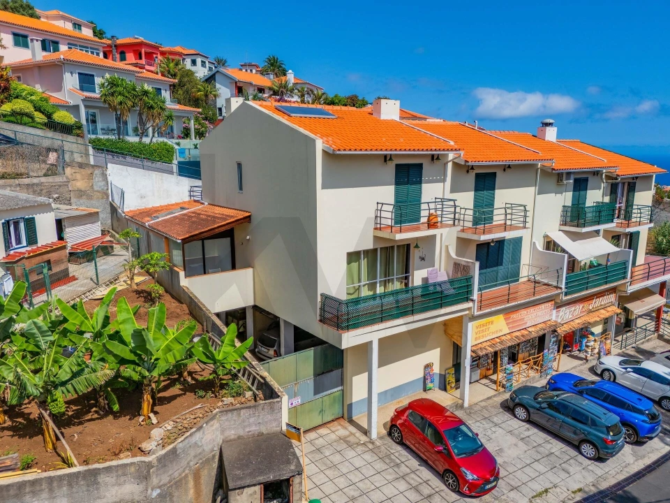 Moradia T2 para Venda em Funchal (Santa Maria Maior) Foto 9