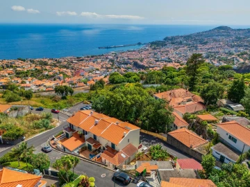 Moradia T2 para Venda em Funchal (Santa Maria Maior)