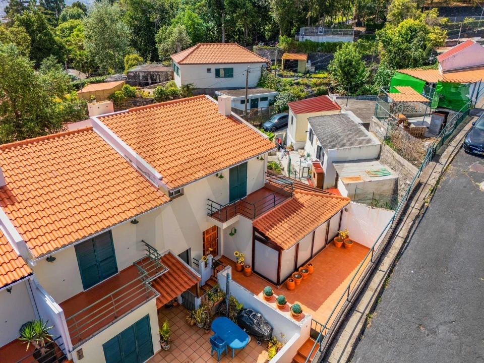 Moradia T2 para Venda em Funchal (Santa Maria Maior) Foto 4