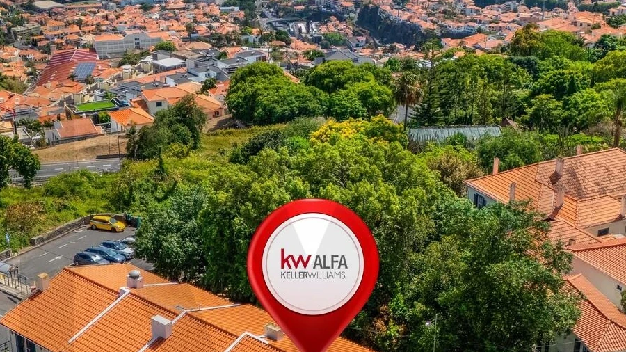 Moradia T2 para Venda em Funchal (Santa Maria Maior)